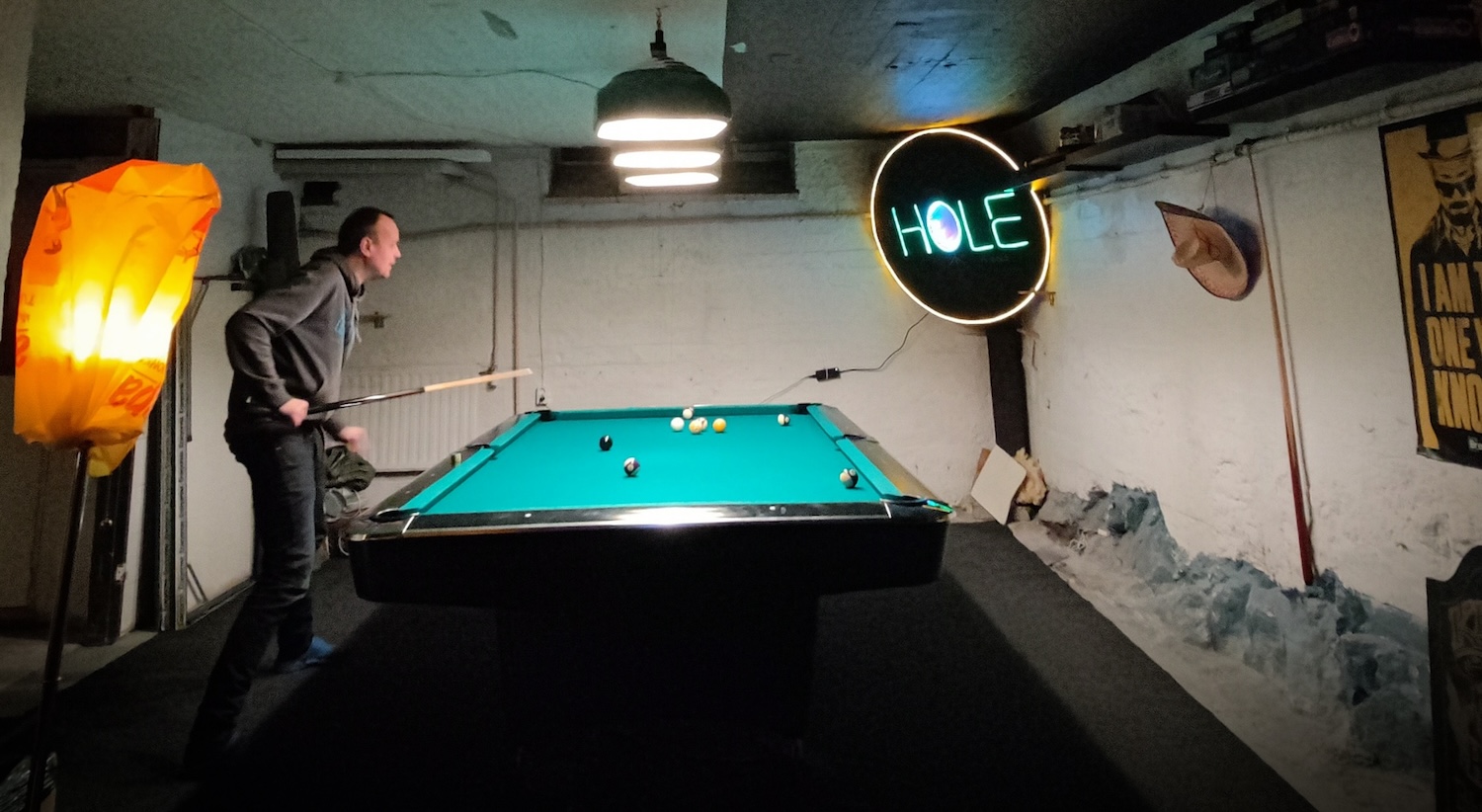 Hole image